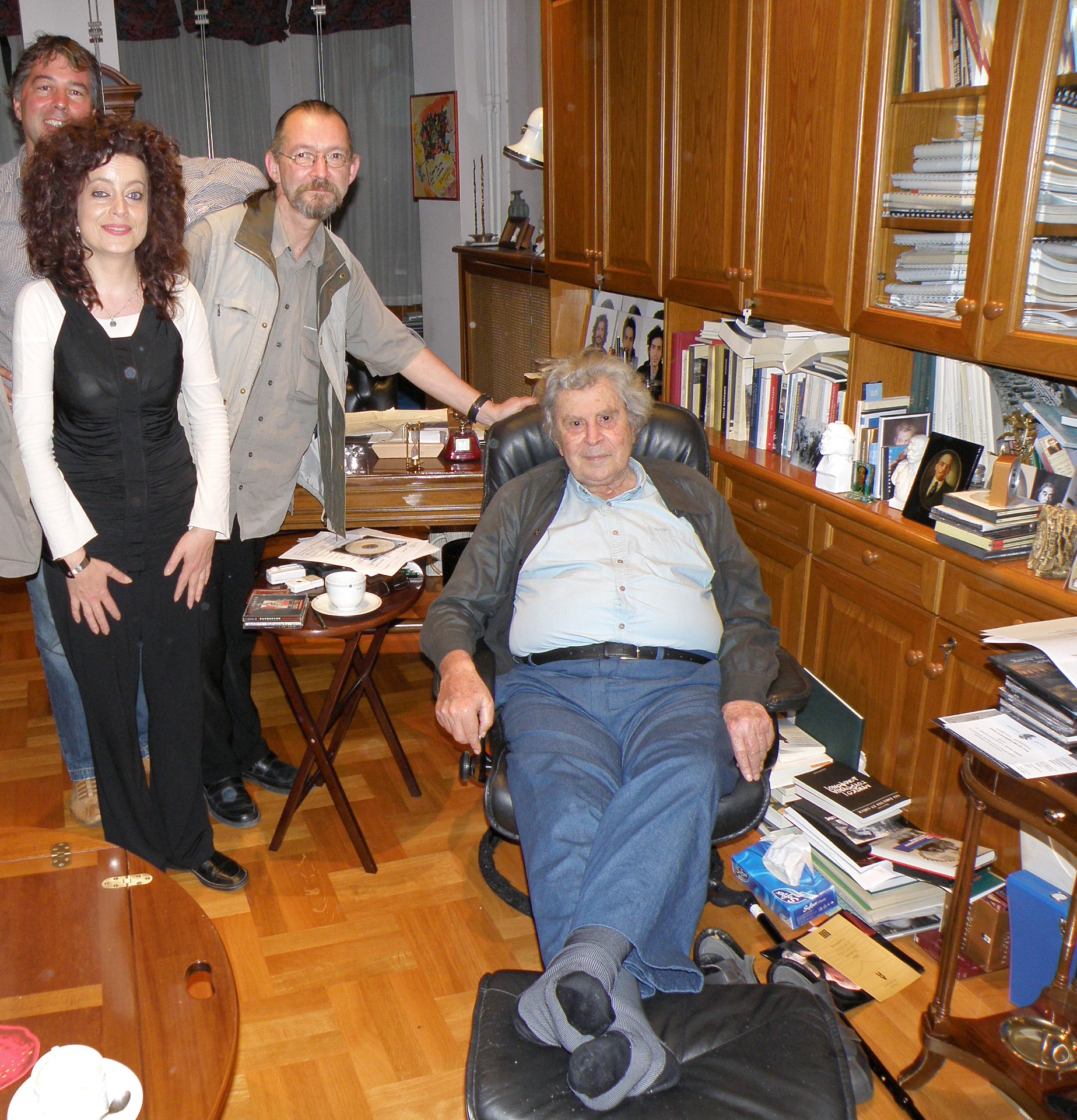 QUIJOTE beim Besuch von Mikis Theodorakis 2009 in Athen
